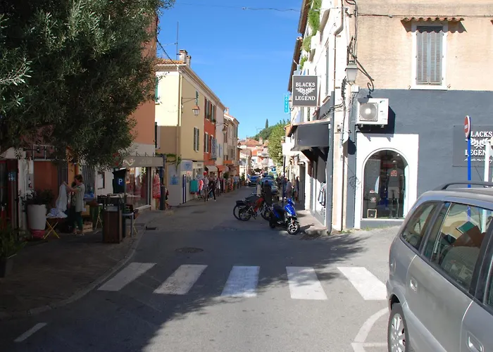 Bel Saint Clair-lavandou * Le Lavandou